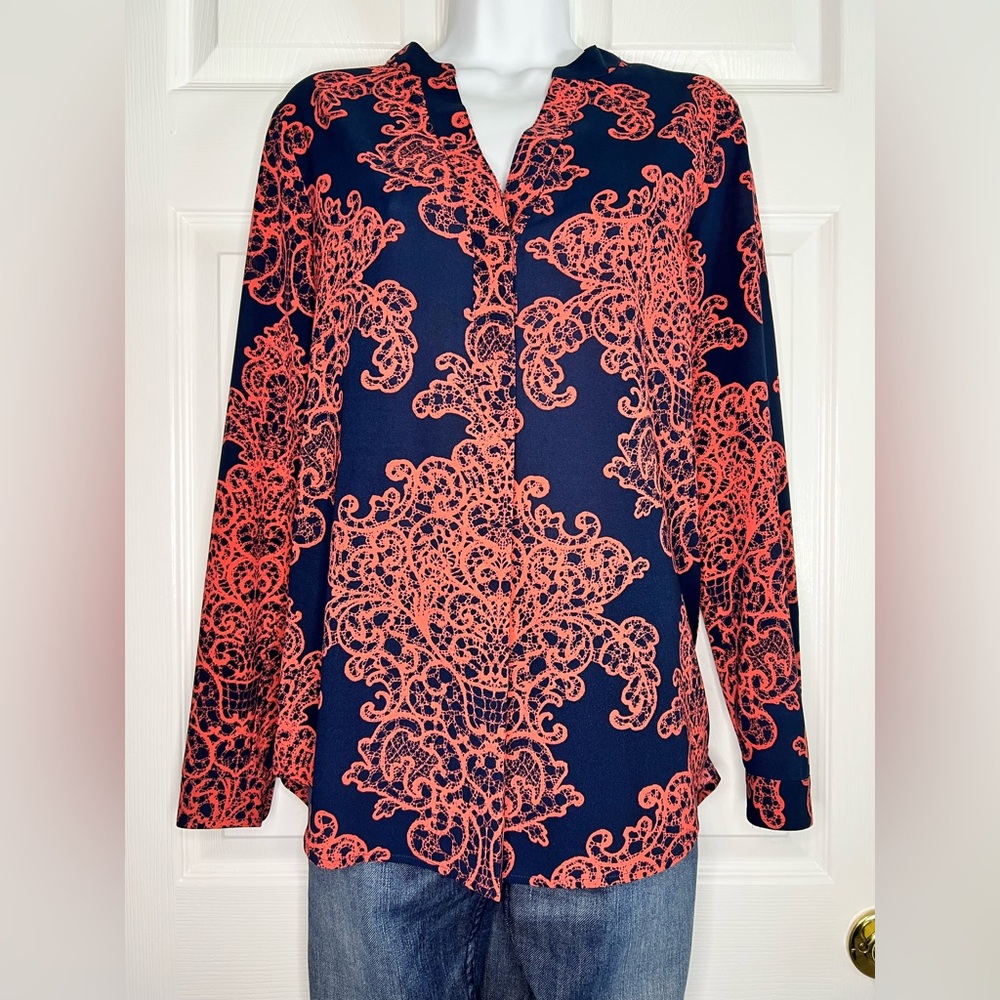 Lilla P Women’s Navy + Coral Lace Print Lightweight Flowy Button-Down Shirt S